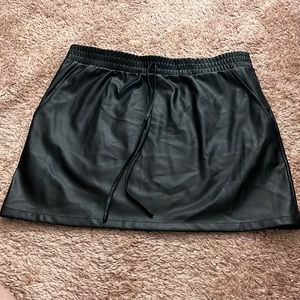 Shine star S L faux leather miniskirt